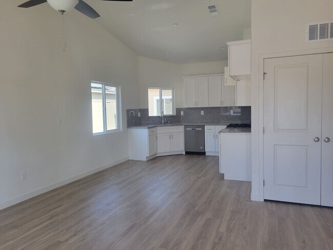 Building Photo - 8500 Grandy St