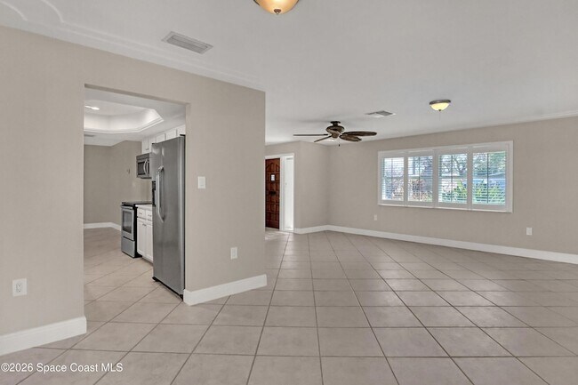 Building Photo - 410 Sparrow Dr