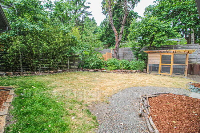 Building Photo - 19547 53rd Ave NE