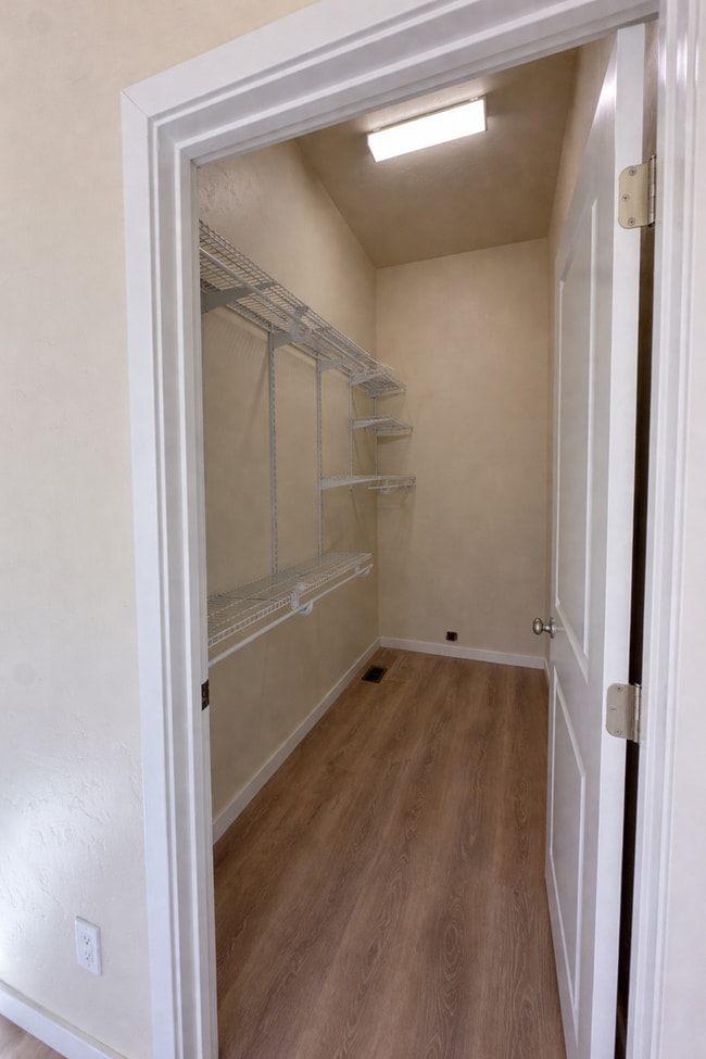 Building Photo - Bright & New 2 Bed / 2 Bath with Vaulted Ceilings & Covered Parking!