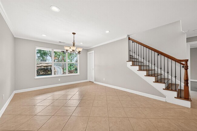 Building Photo - 903 Sugarfield Ct
