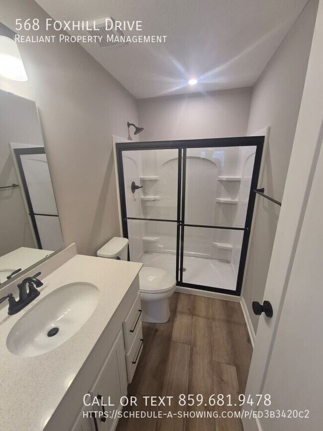 Building Photo - 568 Foxhill Dr