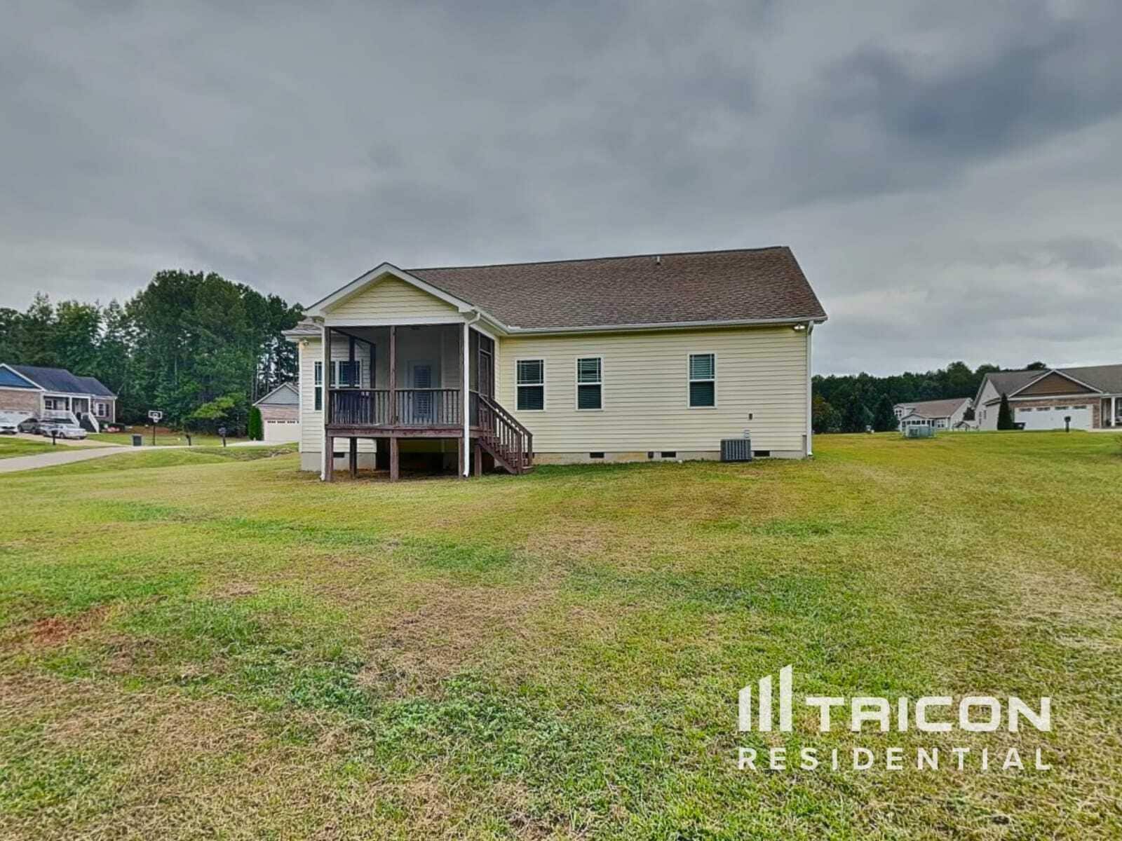 Building Photo - 33 Abba Cir
