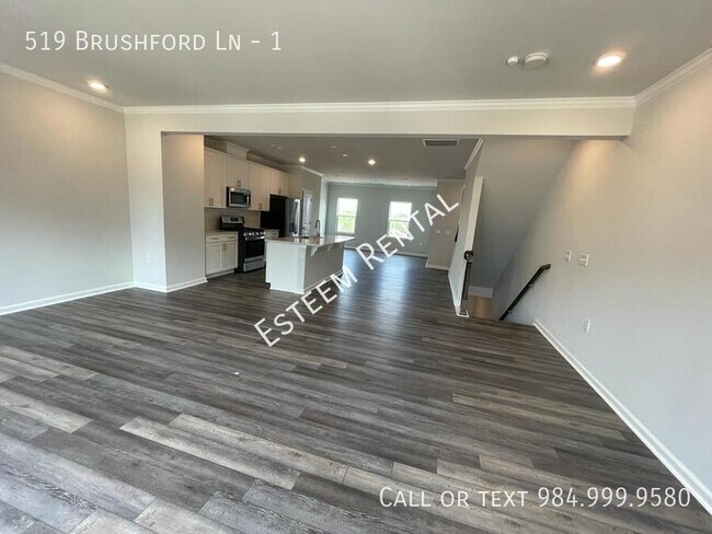 Building Photo - 519 Brushford Ln