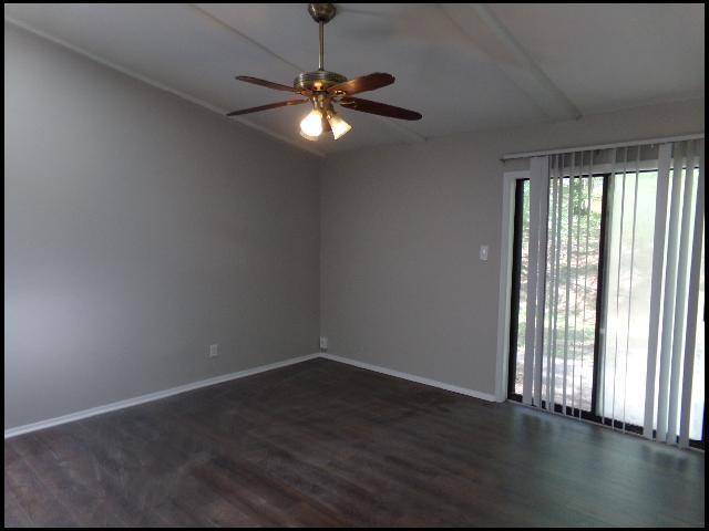 Building Photo - 3915 St James Ct