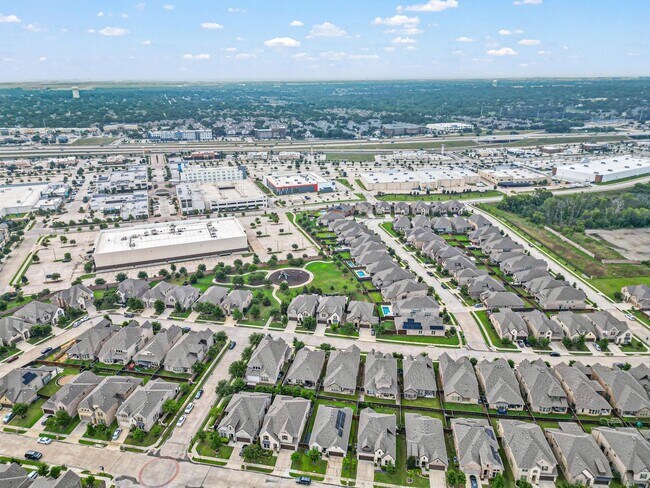Building Photo - Colleyville ISD in Glade Parks Community!
