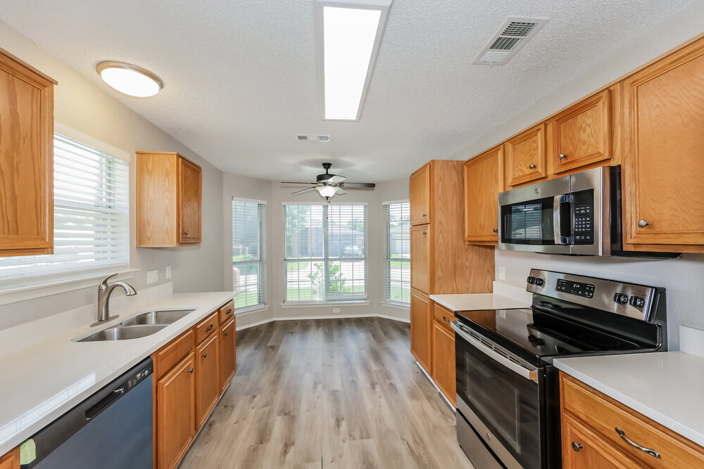 Building Photo - 5904 Heatherglen Terrace