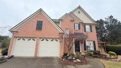 Building Photo - Beautiful backyard