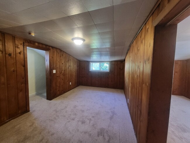Building Photo - 2329 Berg St