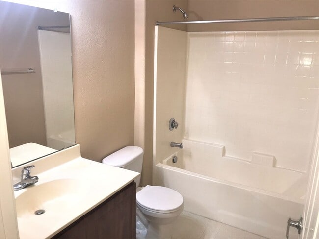 Building Photo - **SPECTACULAR - 2BEDROOM/2BATHROOM/1GARAGE/GATED CONDO (SOUTHERN & CRISMON)**