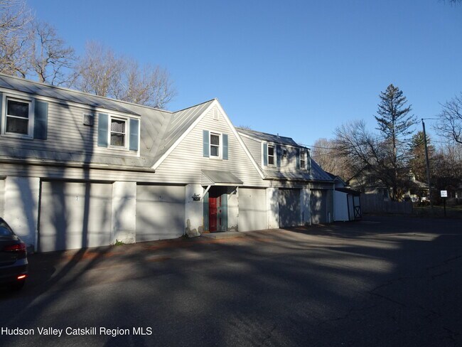 Building Photo - 549 NY-23B