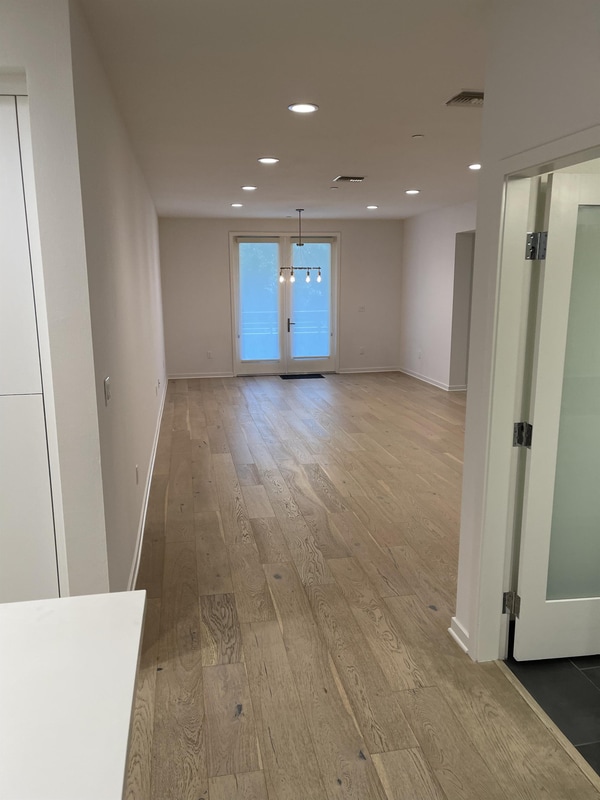 Building Photo - 4240 Laurel Canyon Blvd