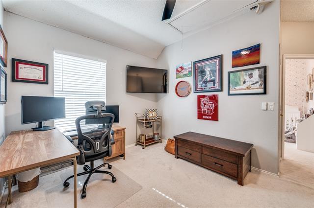 Building Photo - 10301 Burgundy Dr