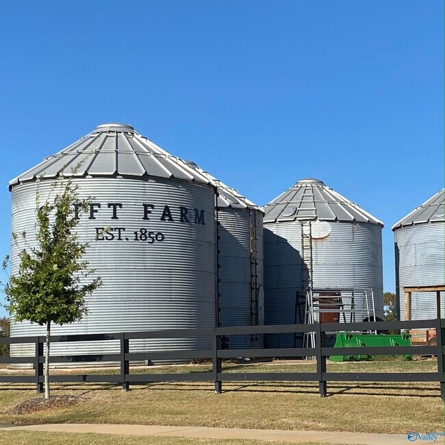 Building Photo - 343 Hay Rake Dr