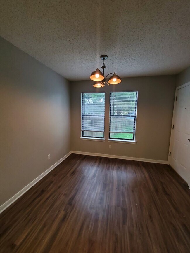 Building Photo - Lin Properties (7806 Topawa Cv)