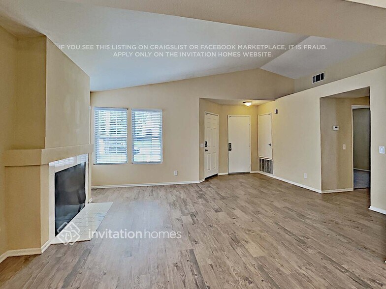 Building Photo - 45362 Zuma Dr