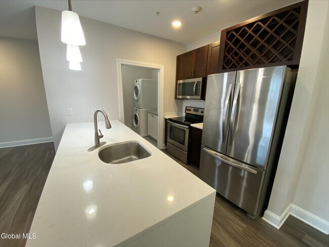 Building Photo - 130 Excelsior Ave