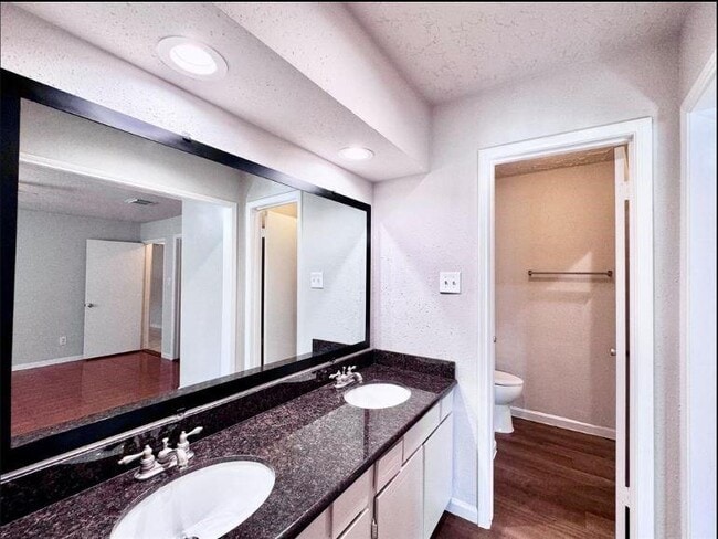 Building Photo - 9110 Gustine Ln