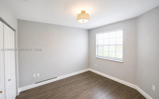 Building Photo - 11840 SW 99th St