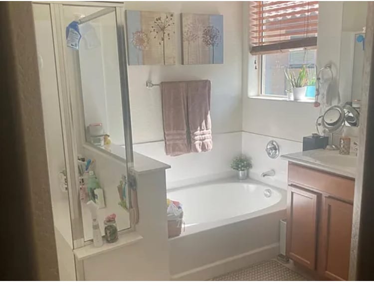 Building Photo - 11020 E Shepperd Ave