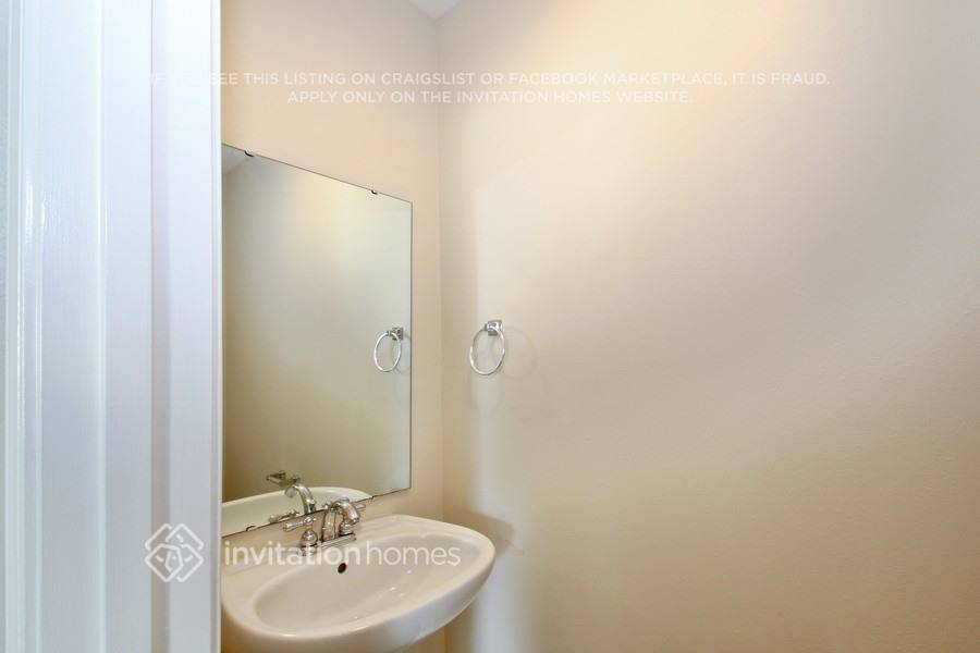 Building Photo - 9316 Swallowtail Ln