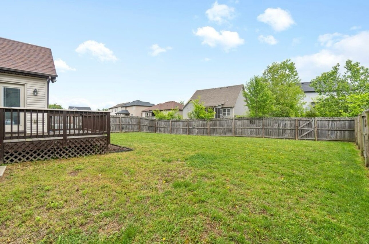 Building Photo - 3741 Silver Fox Ct