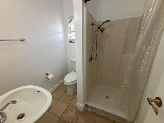 Building Photo - 1437 Pine St