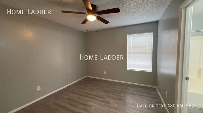 Building Photo - 3139 E Cicero St