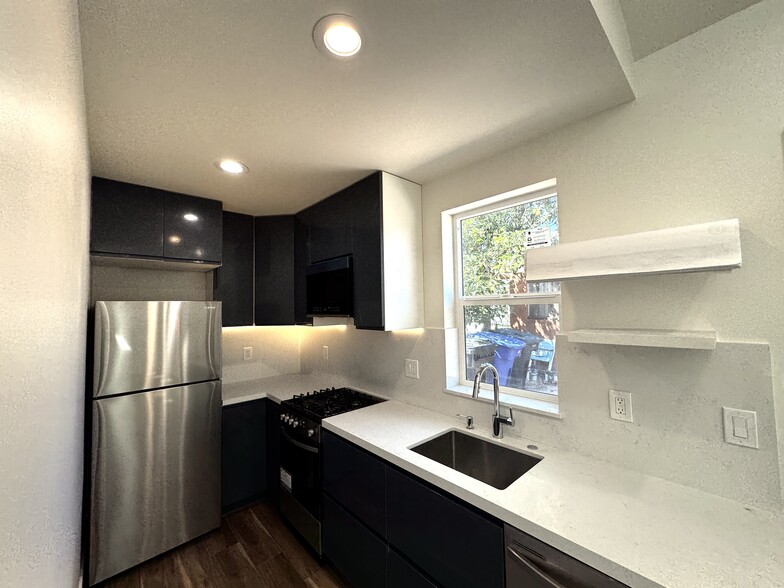 Building Photo - 4724 W 172nd St