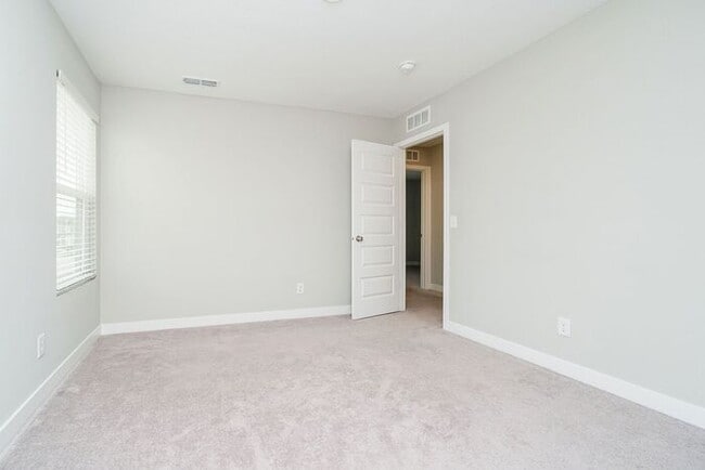 Building Photo - The Perfect Home, Meeting All Your Needs!