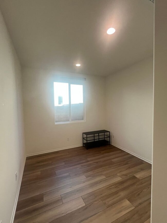 Building Photo - Beautiful Single-Family Home in Terramor