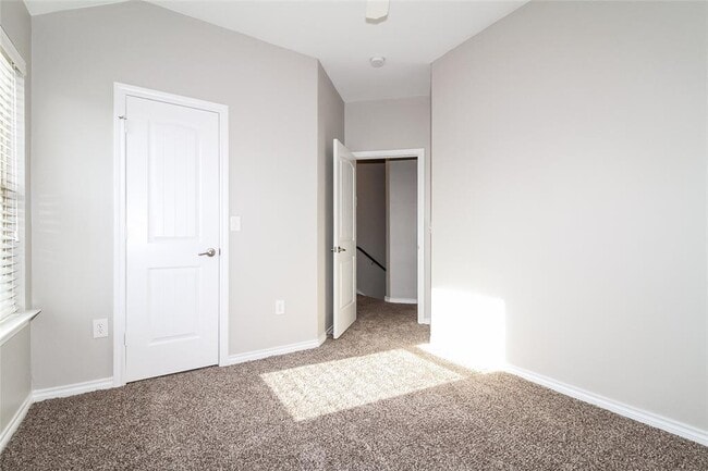 Building Photo - 8905 NW 106th St