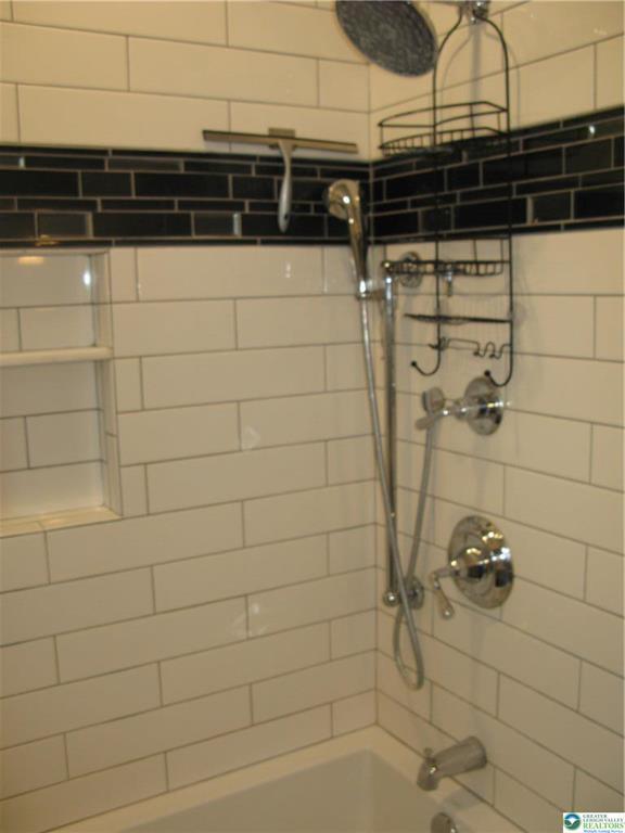 Building Photo - 520 N Muhlenberg St