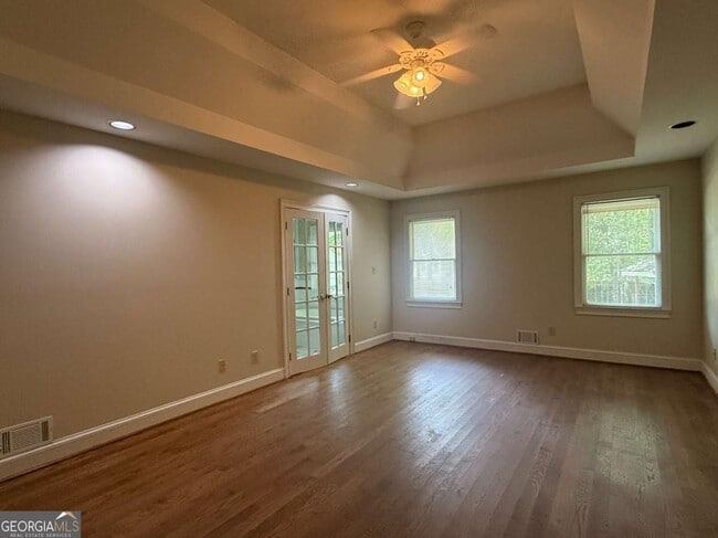 Building Photo - 307 Centennial Rd