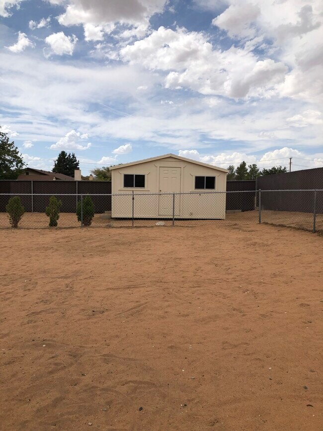 Building Photo - 22578 El Centro Rd