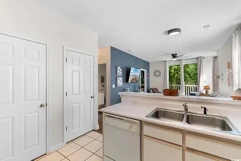Building Photo - 1298 River Oaks Dr