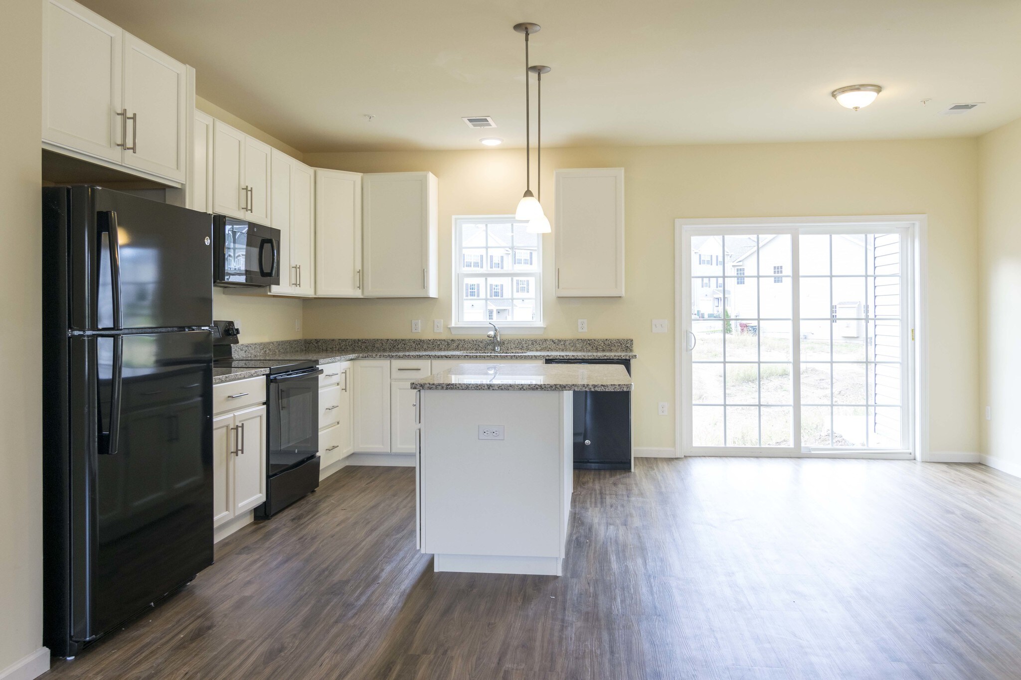 Building Photo - 2049 Arey Ln