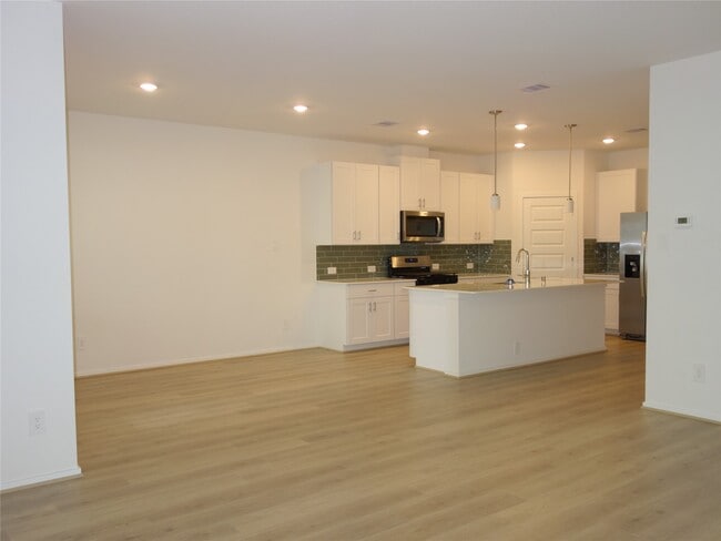 Building Photo - 620 Sand Dollar Dr