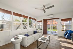 Building Photo - 3011 Yellowpine Terrace