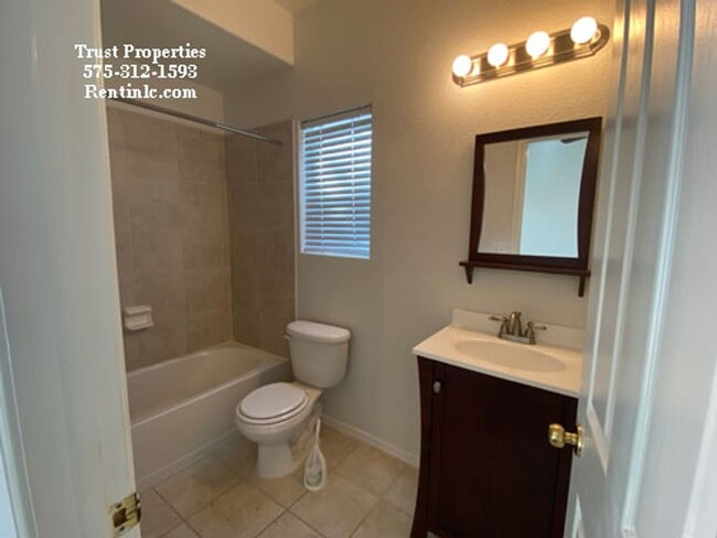 Building Photo - Clean 4/2 close to WSMR / NASA