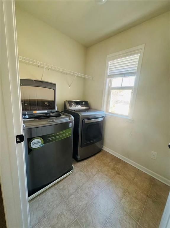 Building Photo - 2450 Northmont Pkwy