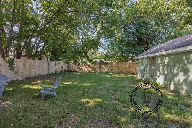 Building Photo - 1814 Laguard Dr