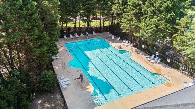 Building Photo - 130 S Links Dr