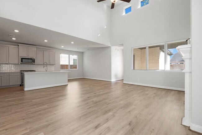 Building Photo - 13155 Hidden Vlg Ct