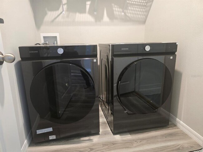 Building Photo - 6779 Flint Crk Dr