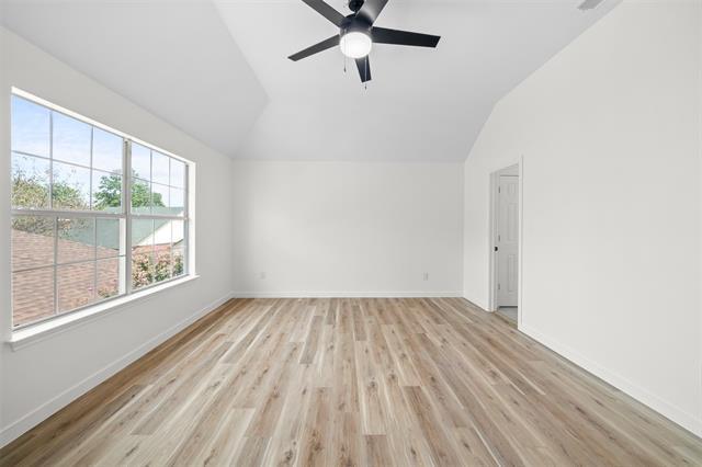 Building Photo - 945 Azalia Dr