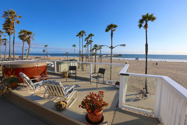 Primary Photo - 3003 Ocean Front Walk