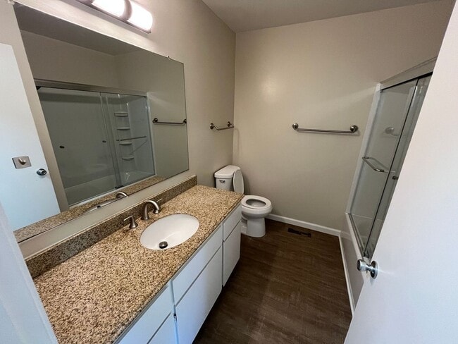 Building Photo - Ready Now! Come Tour Your New 3 Bedroom 2 ...