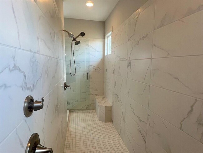 Building Photo - 8025 Kelsey Pl