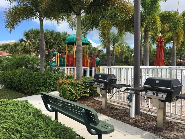 Building Photo - 3746 82nd Ave Cir E